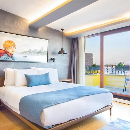 Poem Otel