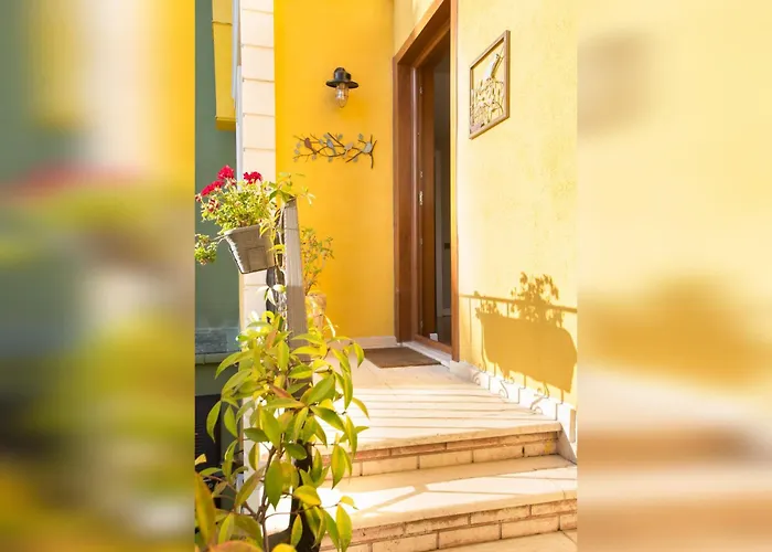 Poem Ξενοδοχείο 2*